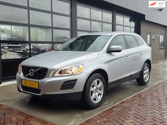 Volvo XC60 - 2.0 T5 Kinetic | LPG | Automaat | Leer | Clima | Cruise |