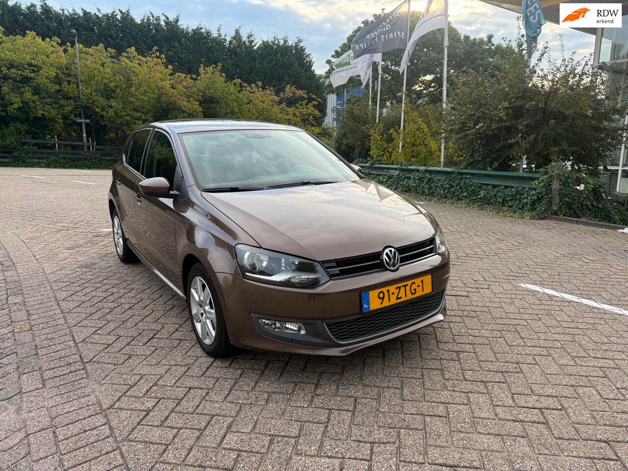 Volkswagen Polo - 1.2 TSI BlueMotion Highline Edition 1.2 TSI BlueMotion Highline Edition - AutoWereld.nl