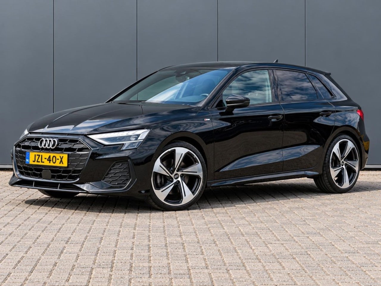 Audi A3 Sportback - 35 TFSI S edition 35 TFSI S edition - AutoWereld.nl
