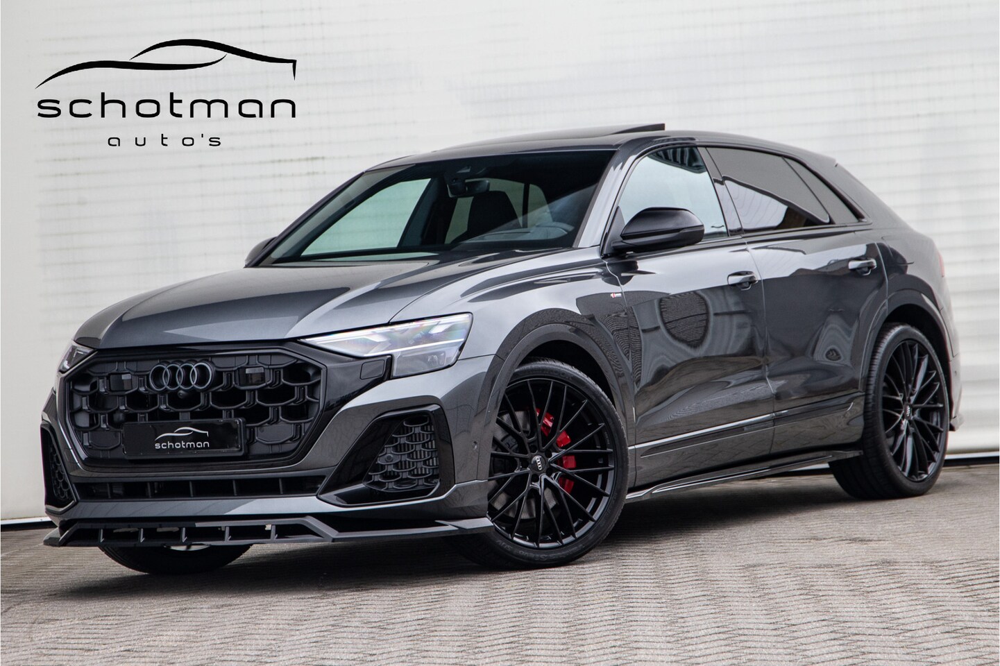 Audi Q8 - 60 TFSI e quattro Competition Head-up, RS stoelen, Massage, Achterasbesturing, 23" - AutoWereld.nl