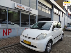 Daihatsu Sirion 2 - 1.0-12V Trend