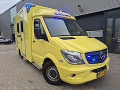 Mercedes-Benz Sprinter - 319 ambulance complete uitrusting MARGE zeer mooi kleun rijbewijs