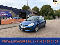 Renault Clio - 1.2-16V Collection AIRCO CRUISE ISOFIX NIEUWE APK