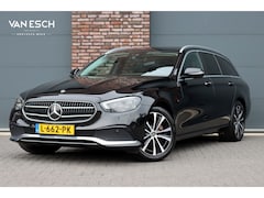 Mercedes-Benz E-klasse Estate - 300 e Business Solution Luxury | Trekhaak | Augmented Reality | Surround Camera | Keyless
