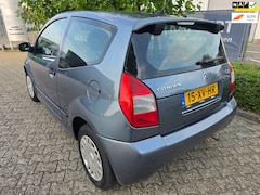 Citroën C2 - 1.1i APK 17-3-2027 ZGAN banden *950,