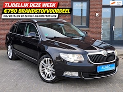 Skoda Superb Combi - 3.6 FSI Elegance 4x4 / Automaat / 260PK / 1e eigenaar