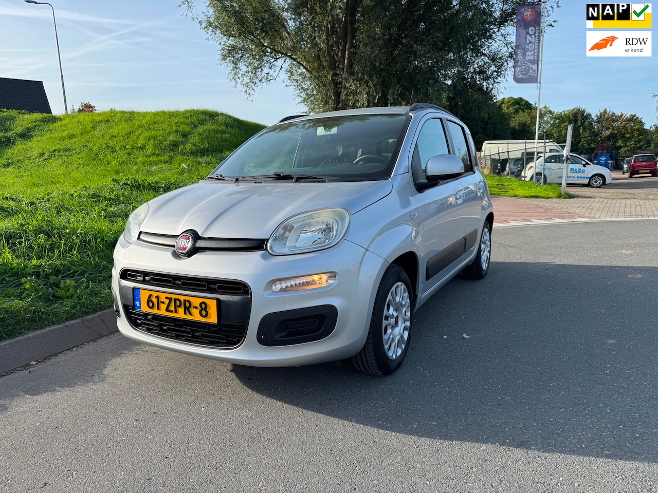 Fiat Panda - 0.9 TwinAir Lounge Trekhaak Airco 5 persoons - AutoWereld.nl