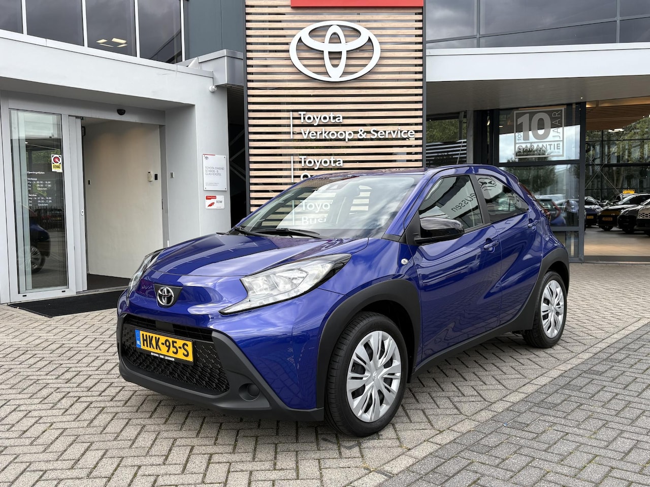 Toyota Aygo X - 1.0 VVT-i S-CVT Play AUTOMAAT CAMERA - AutoWereld.nl