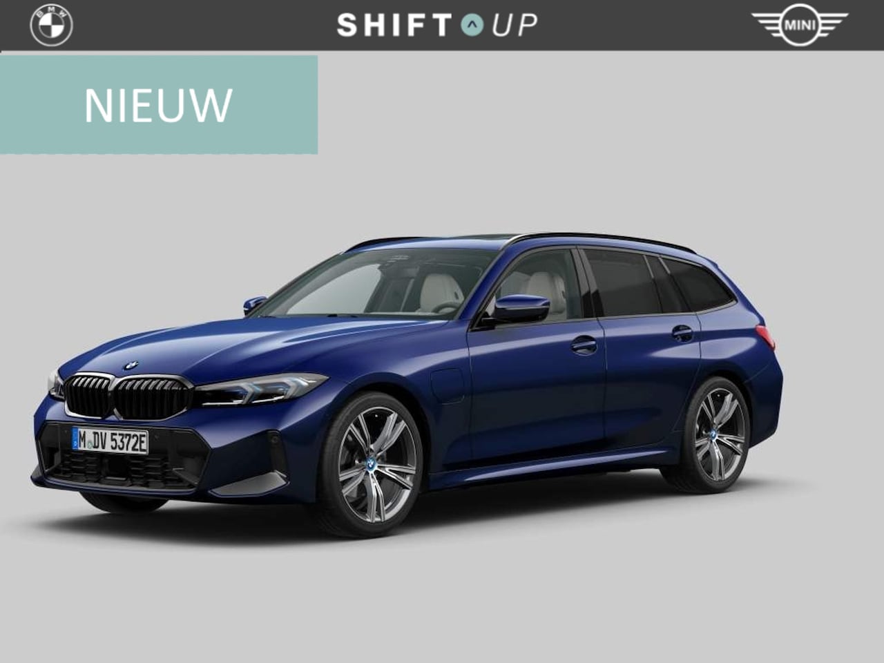 BMW 3-serie Touring - 330e xDrive M-Sport | Panoramadak | Harman Kardon | Elektr. Trekhaak - AutoWereld.nl