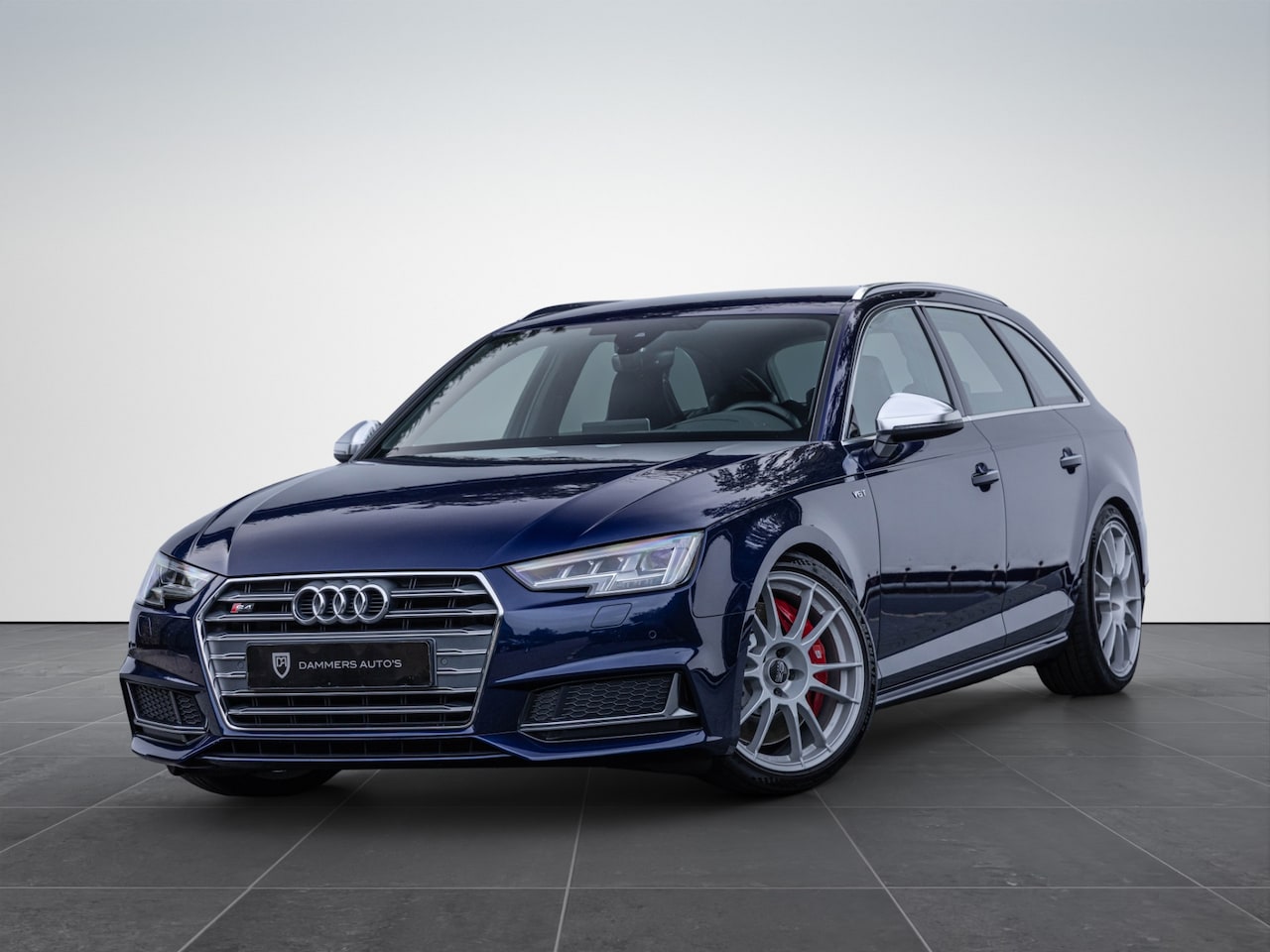 Audi S4 - Avant 3.0 TFSI Quattro B&O HuD Massage Milltek KW OZ Racing - AutoWereld.nl
