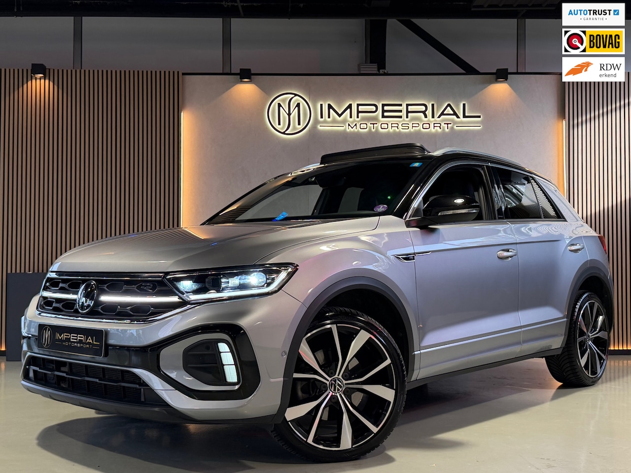 Volkswagen T-Roc - 1.5 TSI R-Line Pano|Leder|Beats|Keyl|Led|IQ|Sfeer - AutoWereld.nl