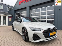 Audi RS6 - Avant RS 6 TFSI quattro / Pano / Top View / Soft Close / 4WS / Ceramic / Eventuri / Blue E