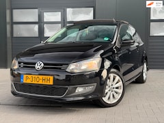 Volkswagen Polo - 1.2 Easyline|Panoramadak|Stoelverwarming|Navi|Airco