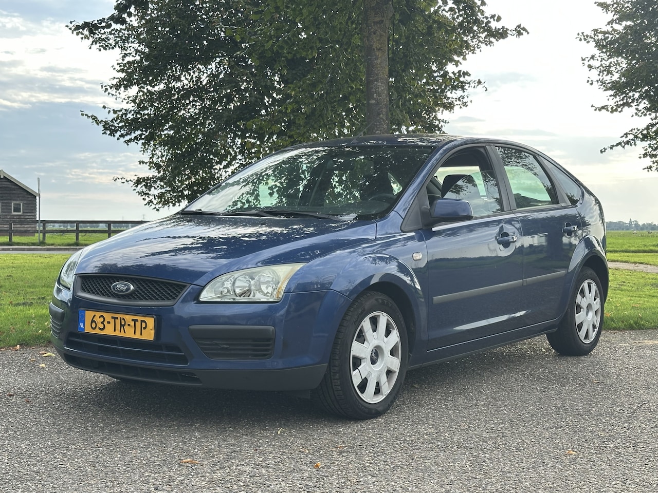 Ford Focus - 1.6-16V Trend 5 drs * airco * incl garantie - AutoWereld.nl