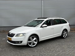 Skoda Octavia Combi - 1.4 TSI Grt Eleg Bns PANO Trekhaak Xenon