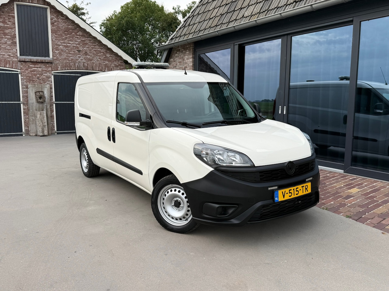 Fiat Doblò Cargo - Benzine 1.4 T-Jet L2H1 Maxi 64191KM - AutoWereld.nl