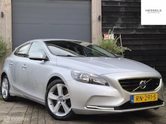 Volvo V40 - 1.6 T4 Momentum Automaat