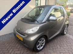 Smart Fortwo coupé - 1.0 Passion Aut Leder + triangel voor achter de camper zonder aanhangwagen