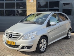 Mercedes-Benz B-klasse - 180 Business Class | Trekhaak | Stoelverwarming | Climate Control