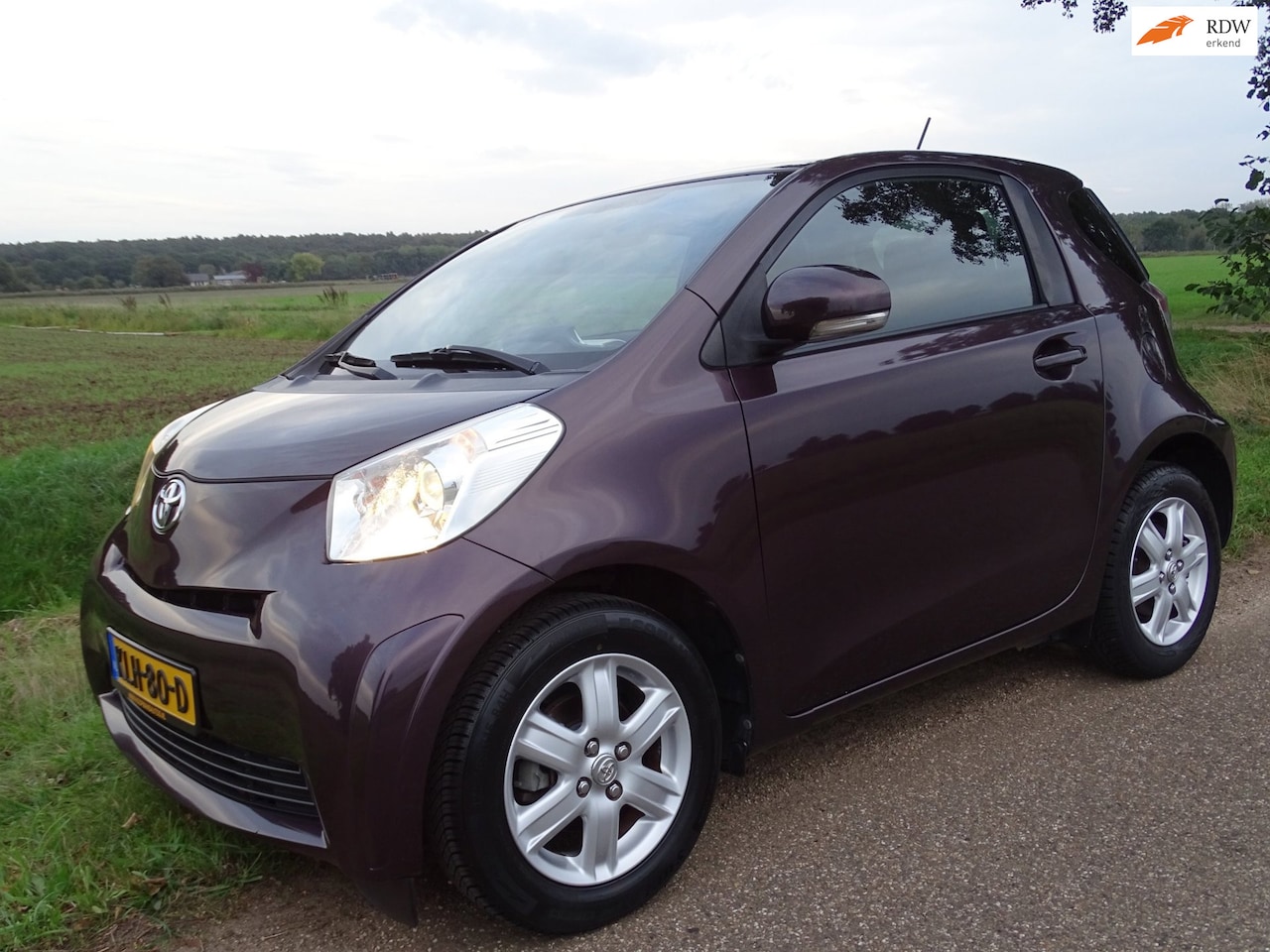 Toyota iQ - 1.0 VVTi Comfort 1.0 VVTi Comfort - AutoWereld.nl