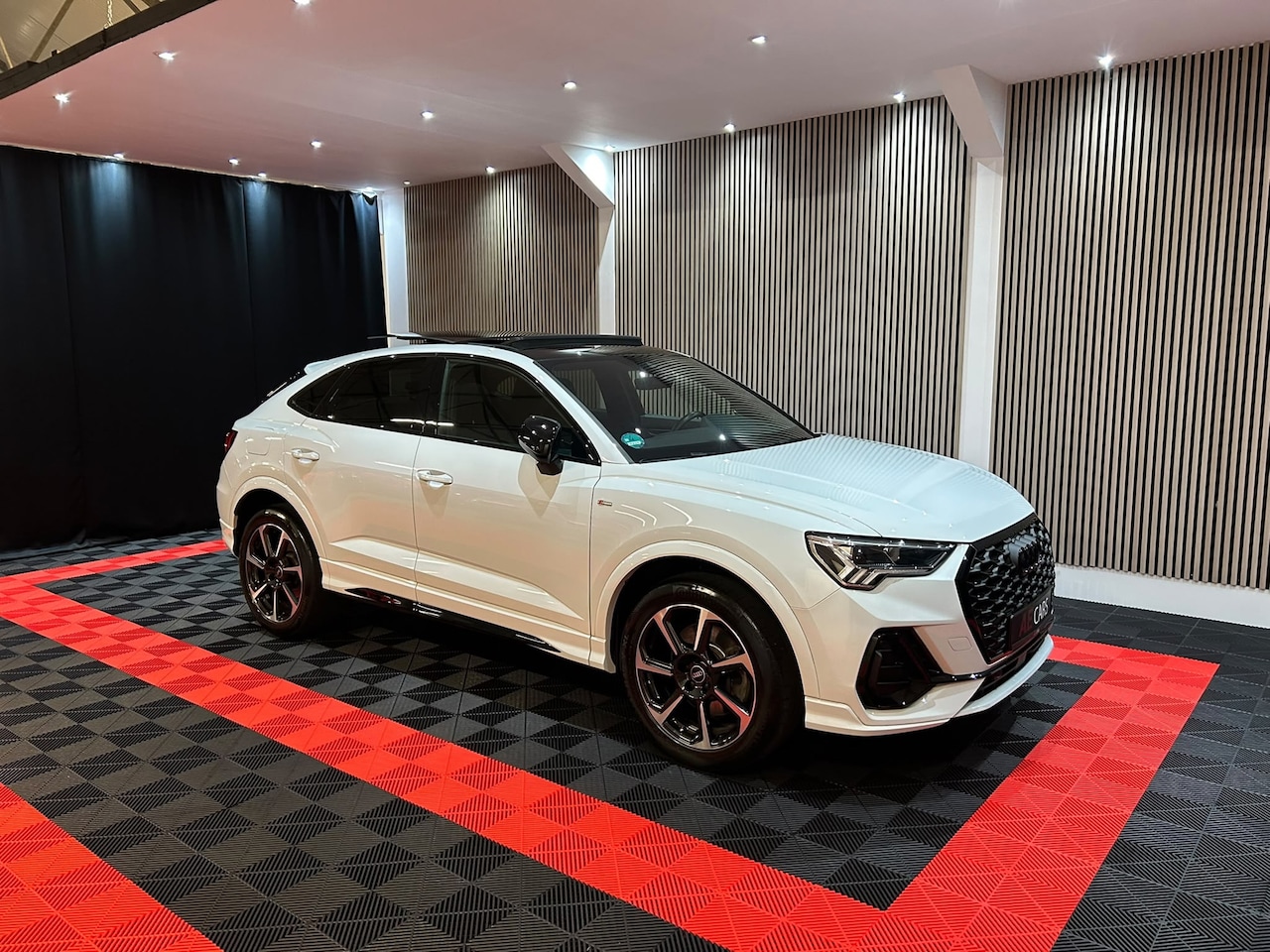 Audi Q3 Sportback - 45 TFSI e S Edition S EDITION | PANORAMADAK | ADAPTIVE CRUISE | MATRIX-LED | | AMBIANCE IN - AutoWereld.nl