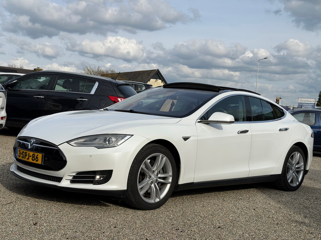 Tesla Model S - 85 Base 1e Eig Nieuwe AccuPakket Free SuperCharging Garantie - AutoWereld.nl