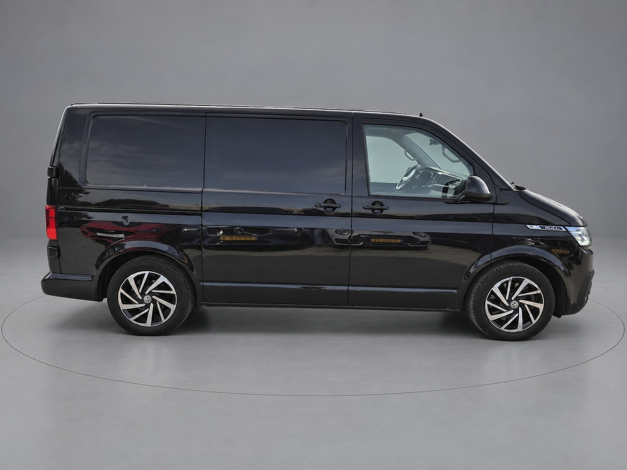 Volkswagen Transporter - 2.0 TDI L1H1 30 Bulli 4Motion Virtual, Camera, Cruise, LED, 150pk, Automaat, 4x4, Carplay, - AutoWereld.nl