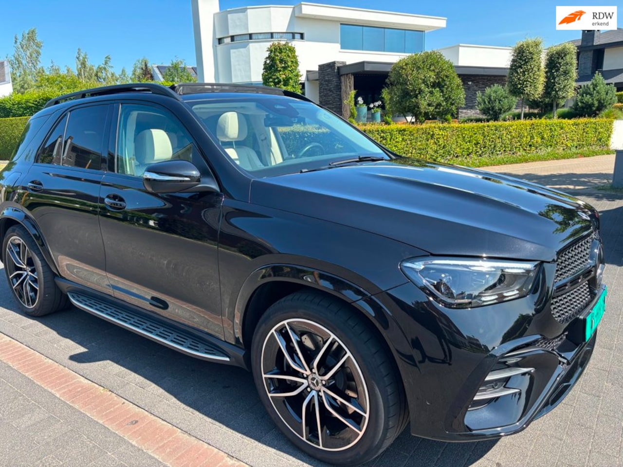 Mercedes-Benz GLE-Klasse - 350 de 4MATIC AMG Line lucht vering 29000 km btw auto - AutoWereld.nl