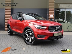 Volvo XC40 - 1.5 T5 Recharge R-Design I 1ste eig. I R-Design I Winterpakket I Blis I 19" I Leer I Trekh