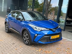Toyota C-HR - 2.0 Hybrid Dynamic|Nieuwstaat|Camera|Nav|Dealer onderhouden|Trekhaak