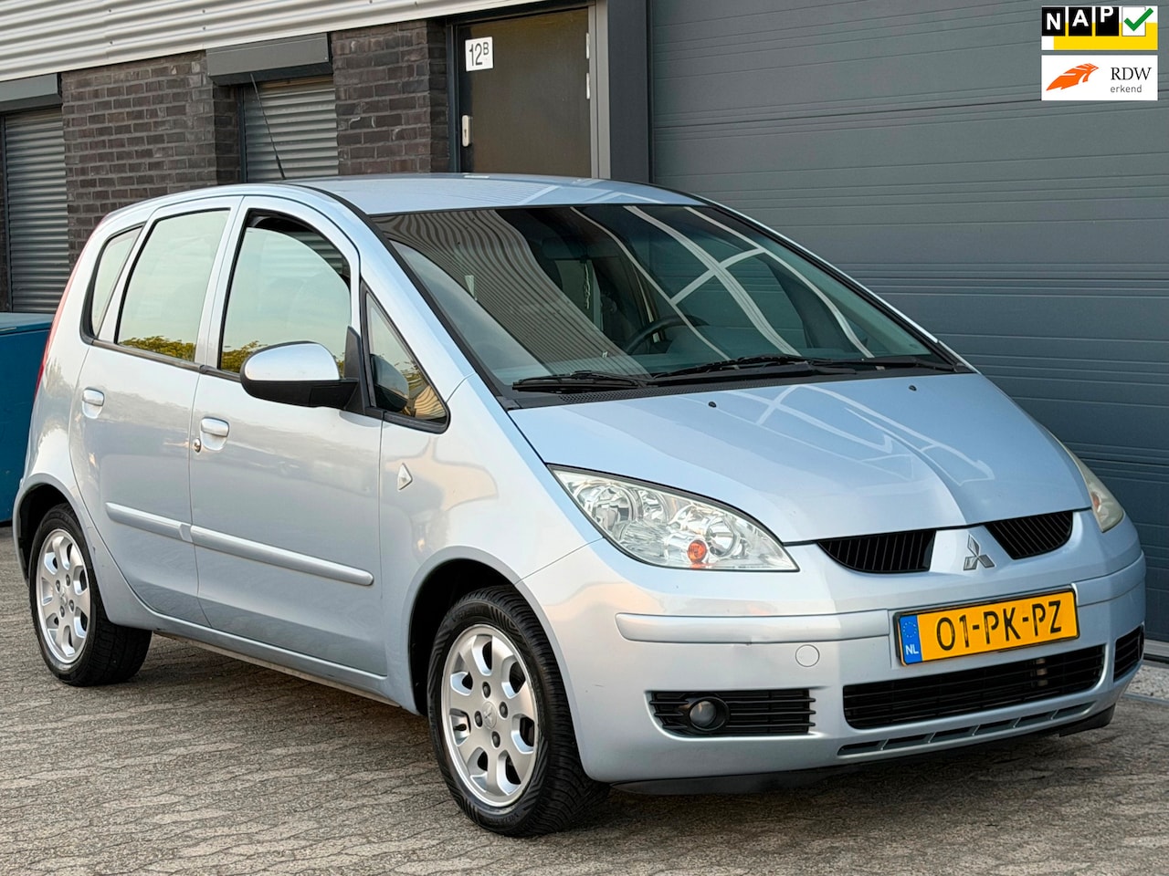 Mitsubishi Colt - 1.3 Inform Cool Pack Plus 5deurs AIRCO APK - AutoWereld.nl