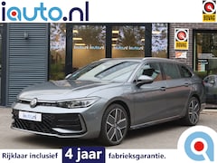 Volkswagen Passat Variant - 1.5 eHybrid R-Line Business IQ.Light/Keyless/Camera/Navi/ACC/DCC/19"/Trekhaak wegkl