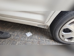 Daihatsu Sirion 2 - 1.0-12V Premium