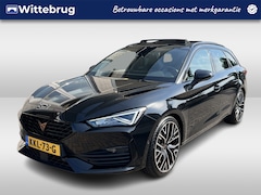 CUPRA Leon Sportstourer - 2.0 TSI VZ 4Drive Performance / AUTOMAAT/ 310 PK/ PANO/ BREMBO/ TREKHAAK/ FULL LINK/ PARK.