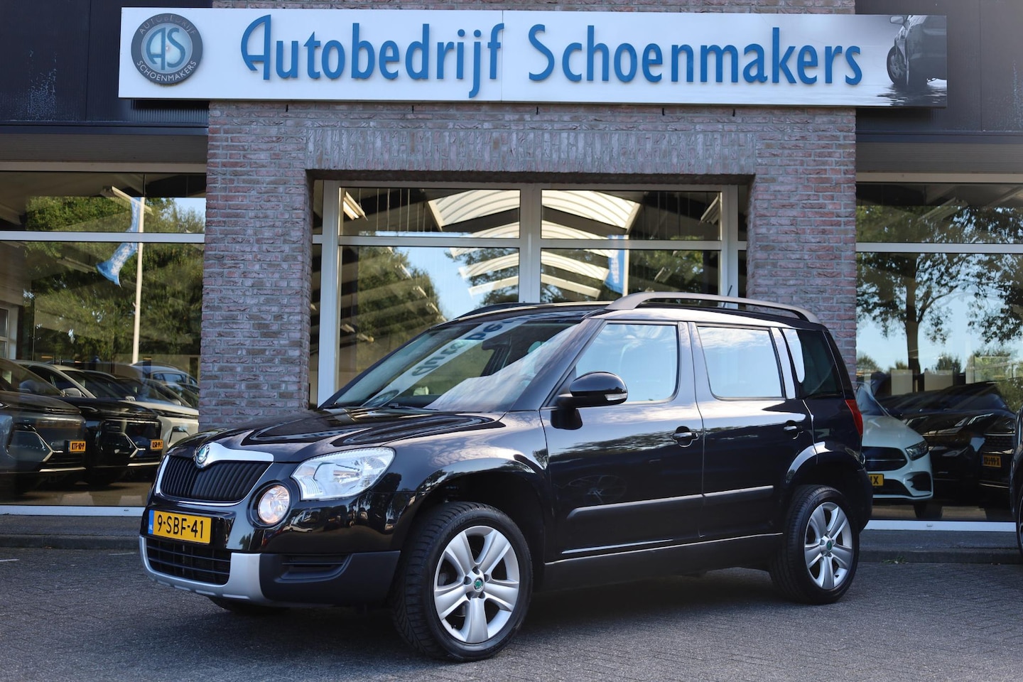 Skoda Yeti - 1.2 TSI Ambition TREKHAAK STOELVERWARMING CLIMATE NAVI BT-TELEFOONVERB. NAVI PDC 17''LMV - AutoWereld.nl