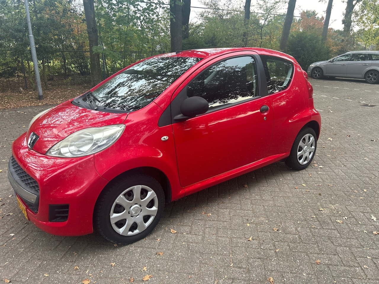 Peugeot 107 - 1.0-12V XR 1.0-12V XR - AutoWereld.nl