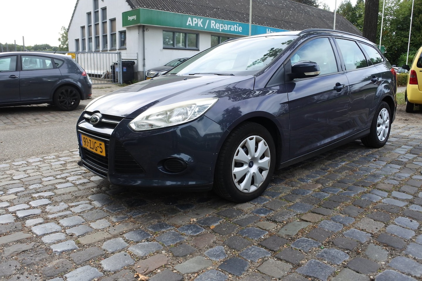 Ford Focus Wagon - 1.0 EcoBoost Trend apk 7-4-2027 export prijs - AutoWereld.nl