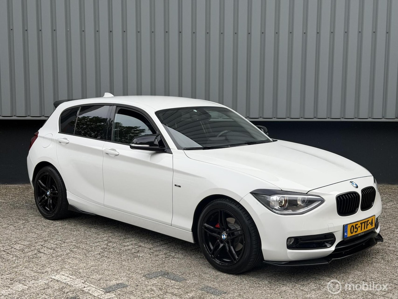 BMW 1-serie - 116i Business 116i Business+ - AutoWereld.nl