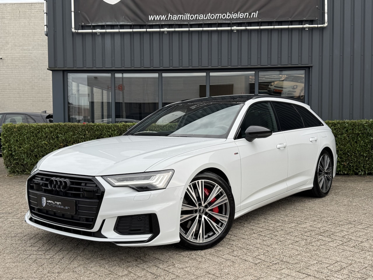 Audi A6 Avant - 55 TFSI e 367pk Competition Quattro S-Line Panoramadak Leder Led 20" 72dkm!! - AutoWereld.nl