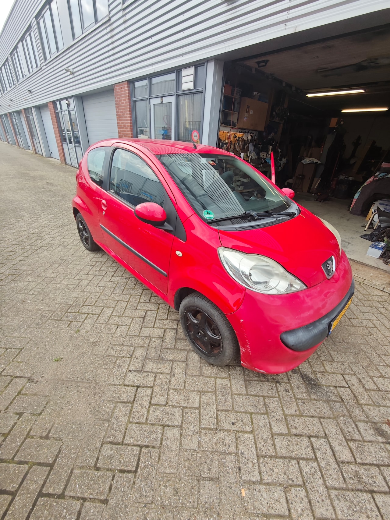 Peugeot 107 - 1.0-12V XR - AutoWereld.nl