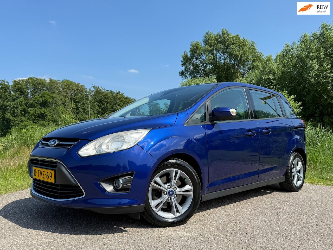 Ford Grand C-Max - 1.0 Trend / Nieuwe Distributie/ Navi / Airco / 16" Velg / PDC / Cruise / Rijklaar! / - AutoWereld.nl