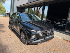 Hyundai Tucson - 1.6 T-GDI HEV Comfort Smart|Camera|Nav|CarPlay|Nieuwstaat|Dealer Onderhouden