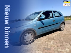 Opel Corsa - 1.0-12V Comfort LAGE KM's 156346 NAP auto is rijbaar geen APK voor onderdelen