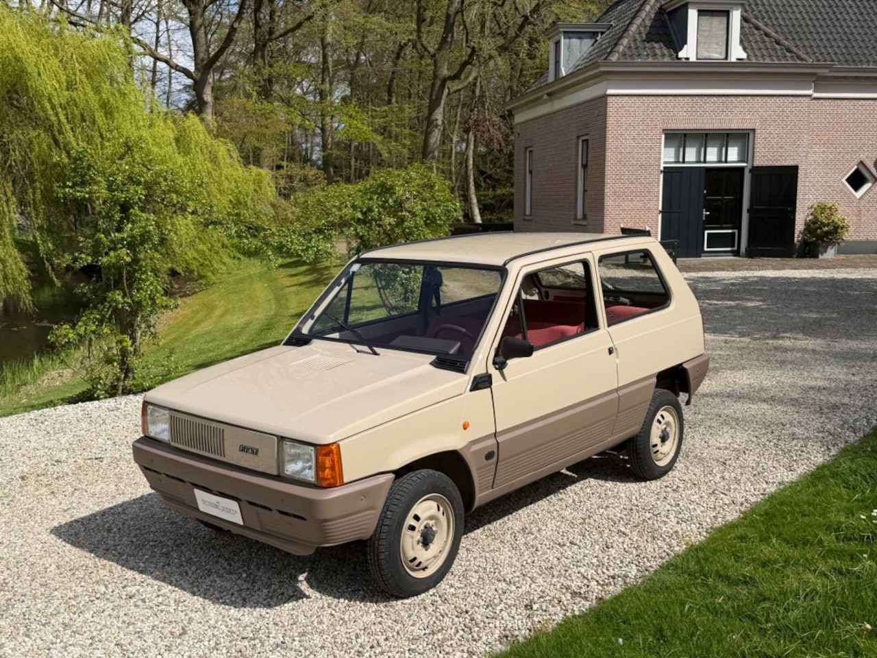 Fiat Panda - Type 30 perfect gerestaureerd NIEUWSTAAT - AutoWereld.nl