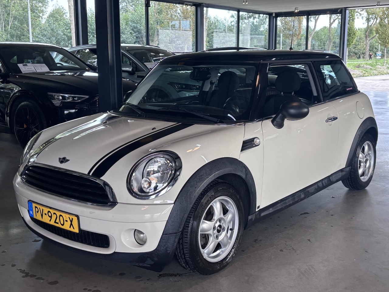 MINI 3-Deurs - 1.4 One Anniversary - AutoWereld.nl