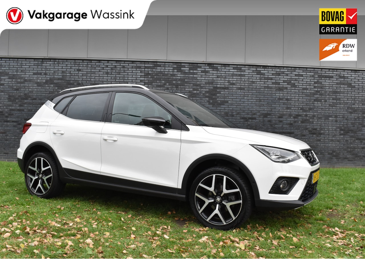 SEAT Arona - 1.0 TSI FR Business Intense Automaat Navi Stoelverwarming Bi-tone - AutoWereld.nl