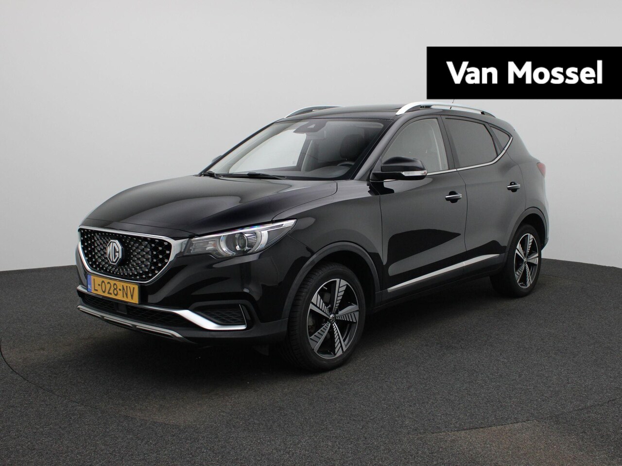 MG MG ZS EV - Luxury 45 kWh | Automaat | Panoramadak | Leder | Navigatie | Airco | Achteruitrijcamera | - AutoWereld.nl