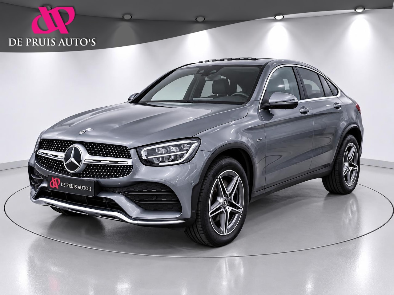 Mercedes-Benz GLC-klasse Coupé - 300e 4MATIC AMG 360°-CAMERA Pano Trekhaak Apple carplay Keyless entry - AutoWereld.nl