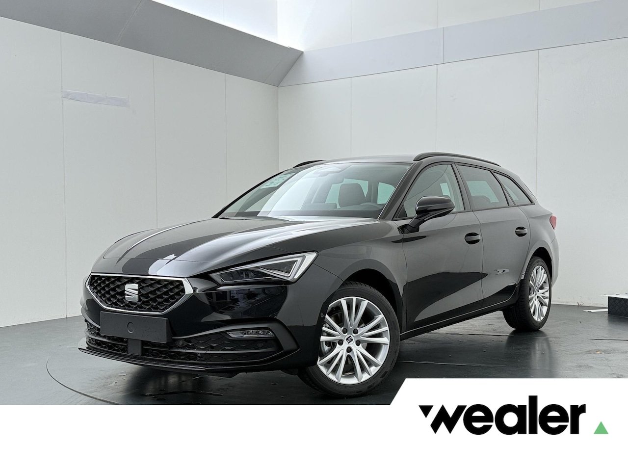 SEAT Leon Sportstourer - Style Business Intense 1.5 eTSI 85 kW / 115 PK Sta -- Matrix led -- 17 inch Performance ve - AutoWereld.nl