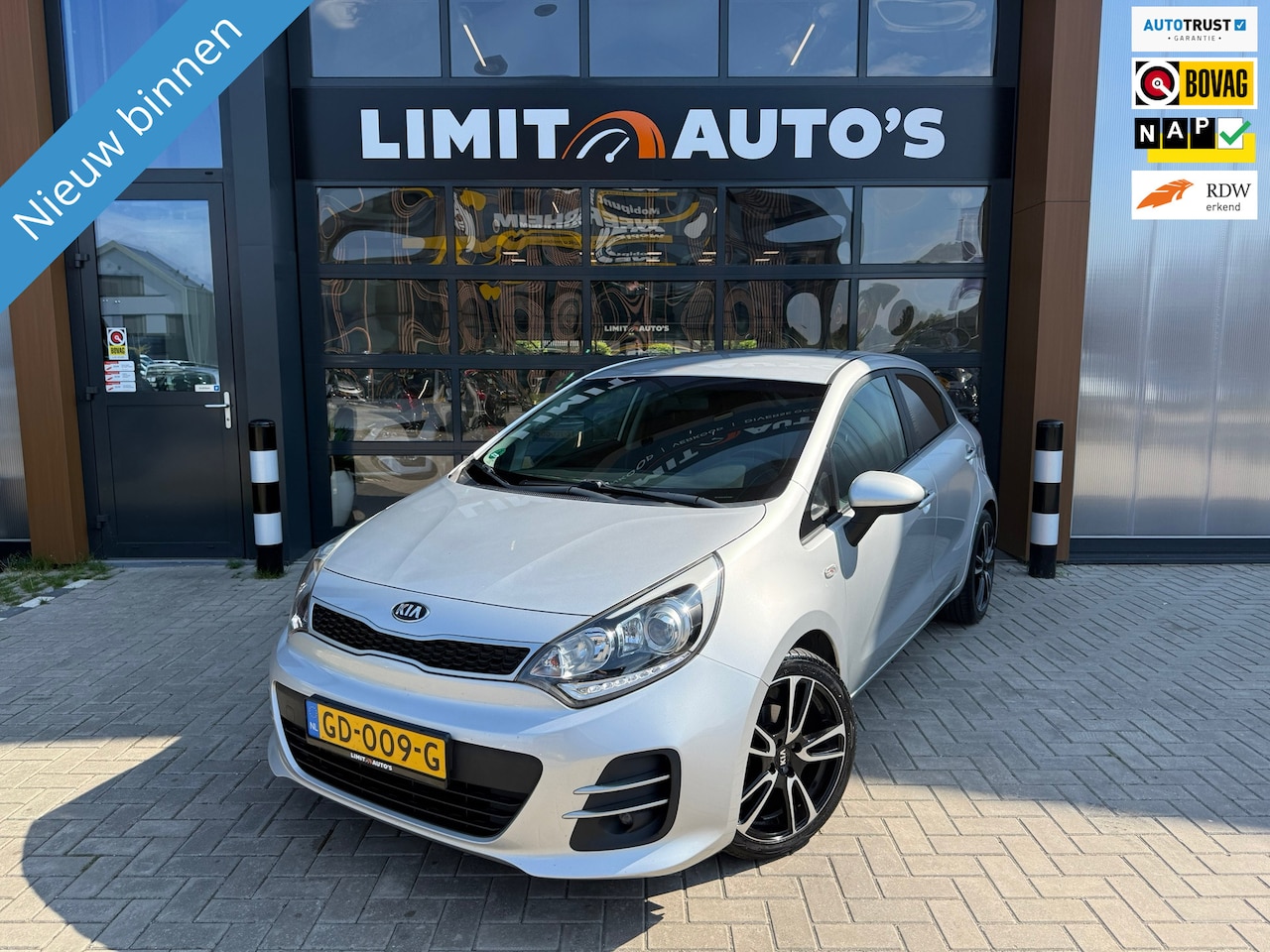 Kia Rio - 1.2 CVVT DynamicLine/Airco/Cruise/Navi/Camera/Lmv/El.Ramen/Nap - AutoWereld.nl